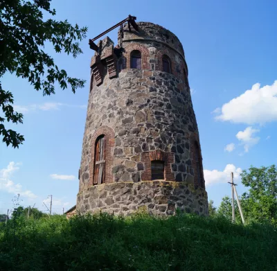 Чорнорудка: Водонапірна башта та історія села на Житомирщині