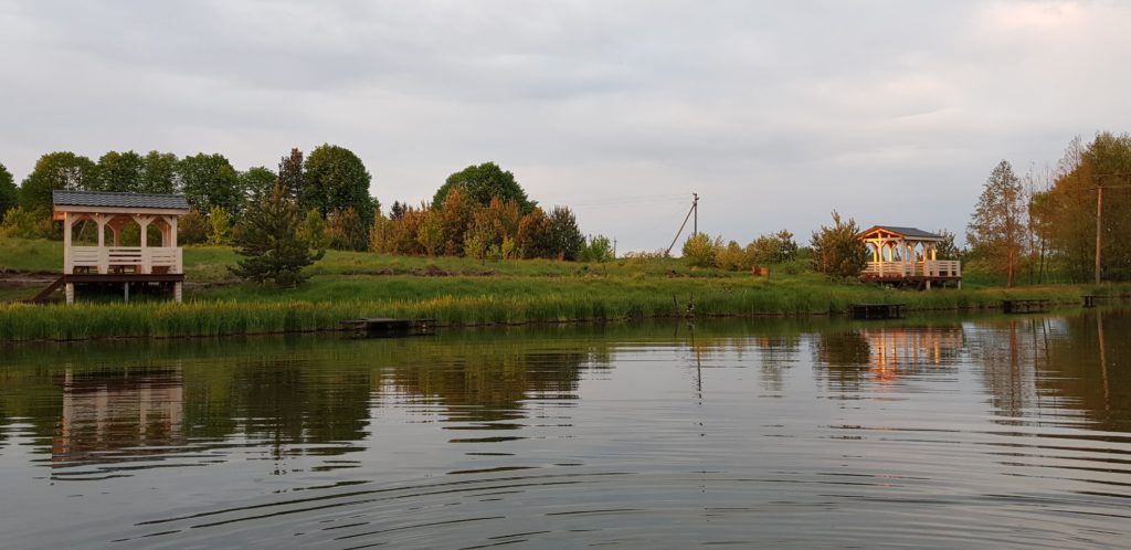 Риболовля в еко-комплексі «Затишна Садиба» — комфортний відпочинок і спортивний лов у Житомирській області