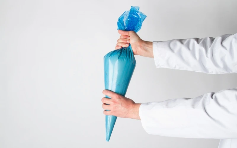 Кондитерский мешок: незаменимый инструмент для украшения десертов