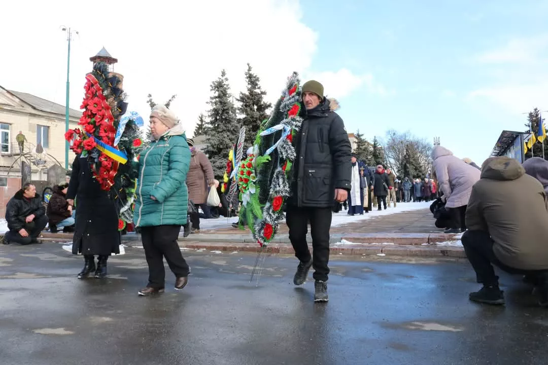 В Радомишлі прощалися з полеглим Героєм Юрієм Штирмером 