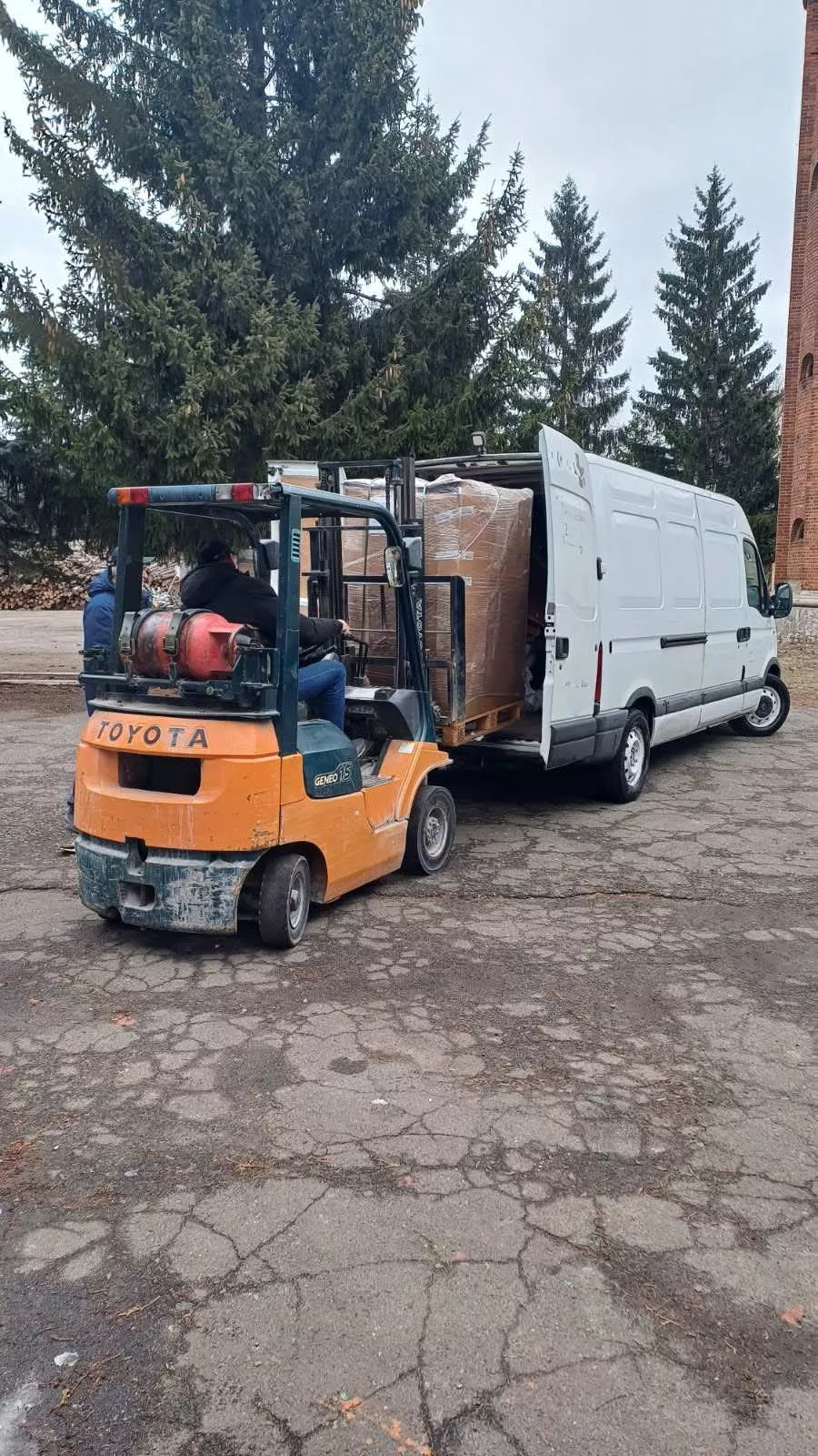 Радомишльська громада отримала гуманітарну допомогу від міжнародних партнерів