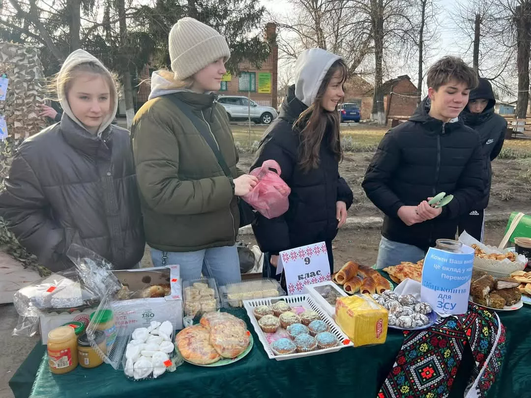 Благодійний ярмарок у Потіївці для підтримки ЗСУ