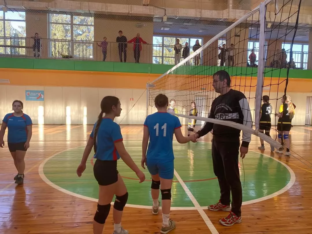 Бронзові призери з волейболу: команда Великорацького ліцею здобула ІІІ місце