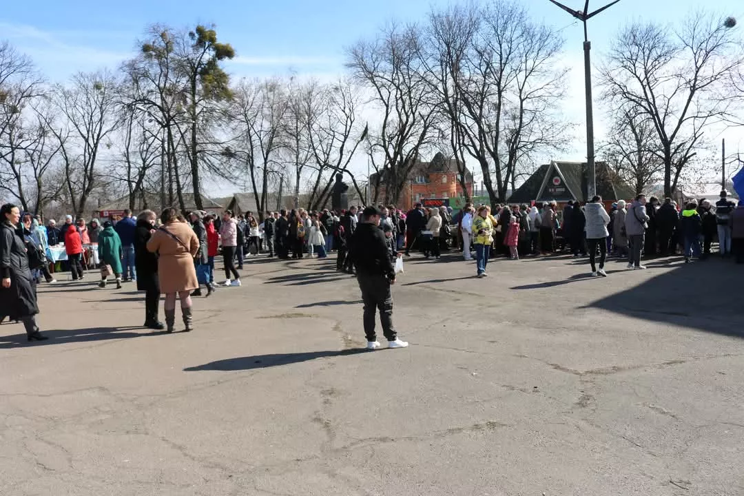 "Незламна весна": благодійний ярмарок та автопробіг на підтримку ЗСУ
