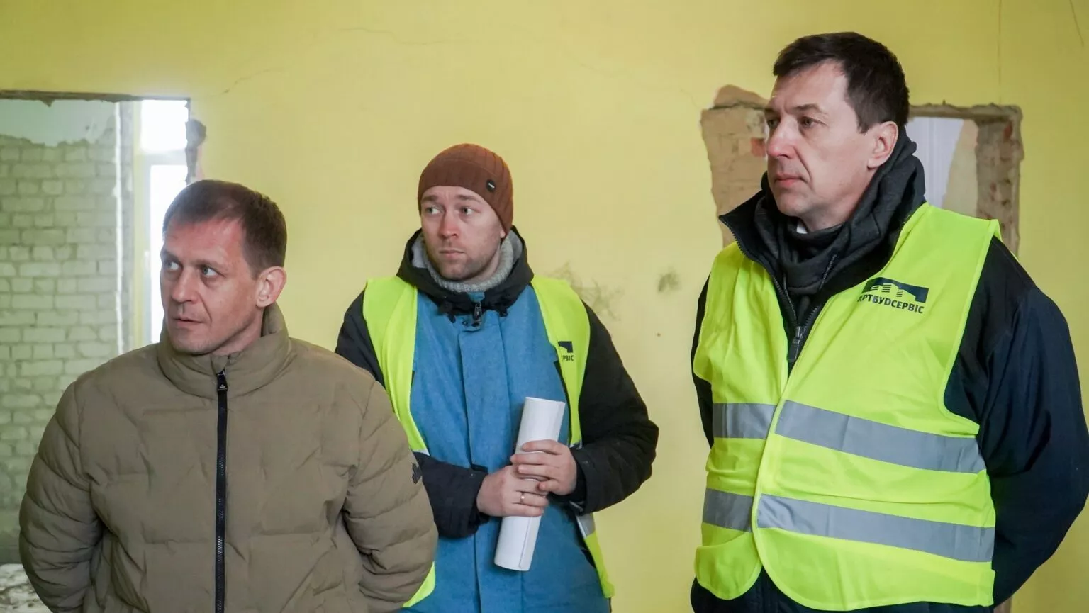 Віталій Бунечко проінспектував відновлення освітніх закладів у Малині