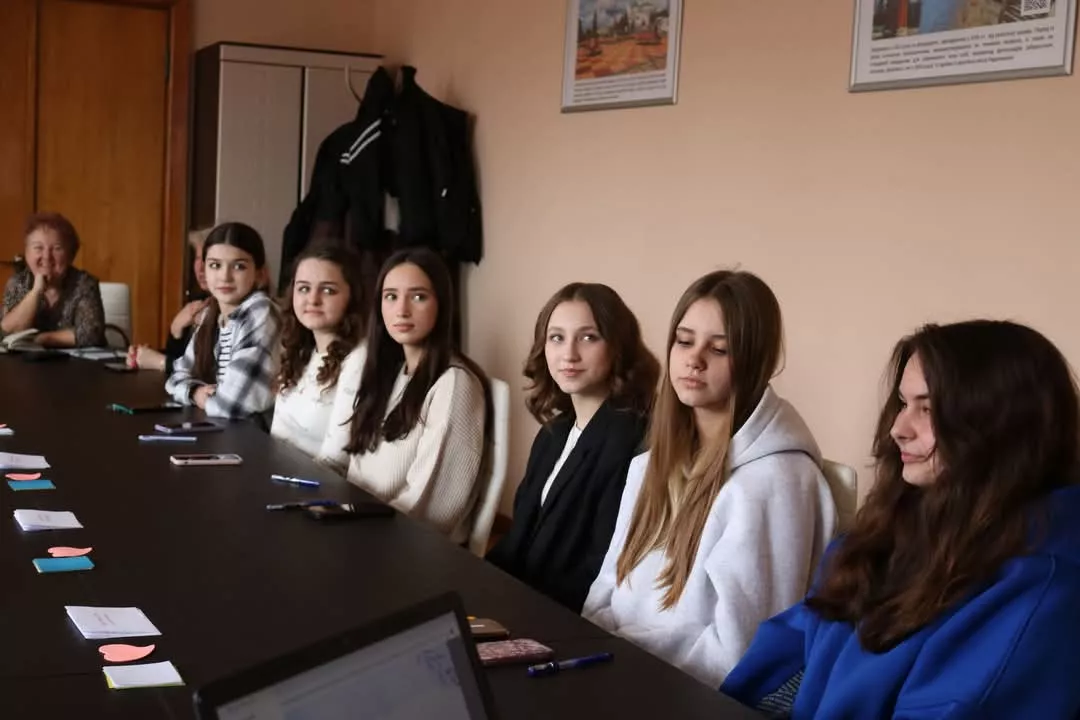 У Радомишльській громаді запрацювала Молодіжна рада — об'єднання юних лідерів
