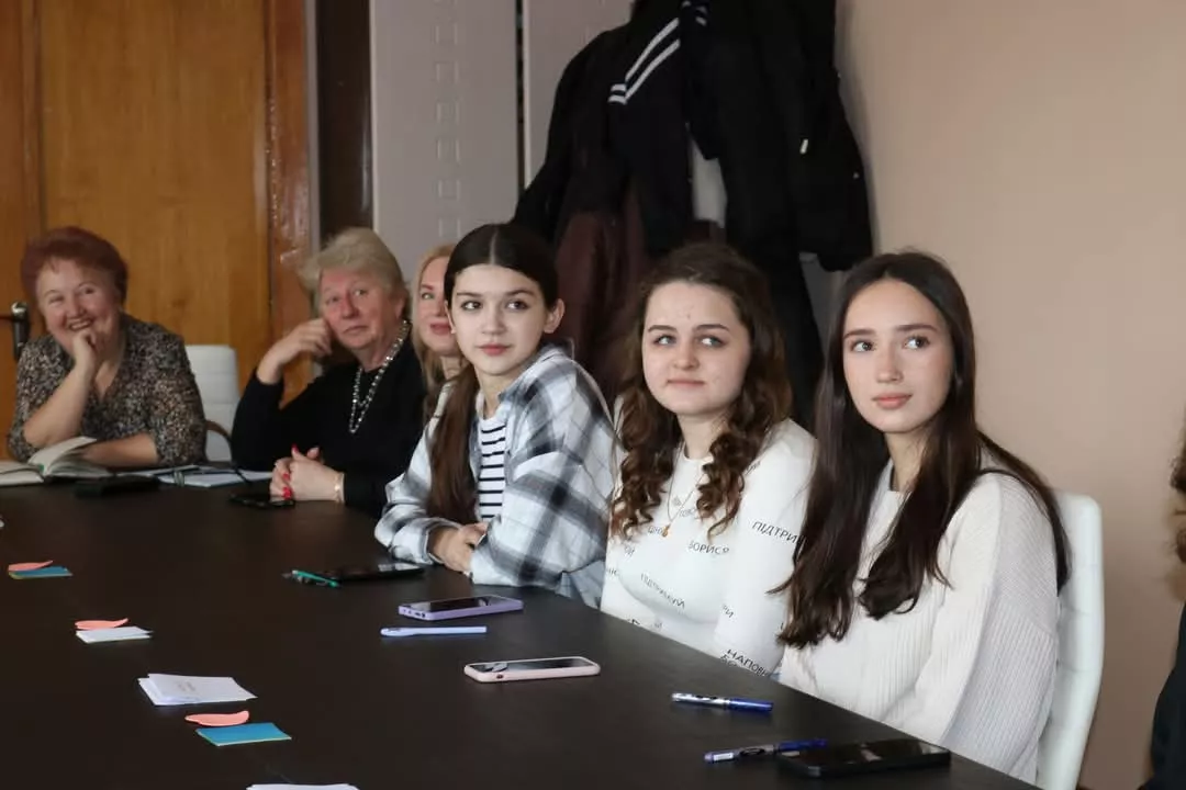 У Радомишльській громаді запрацювала Молодіжна рада — об'єднання юних лідерів