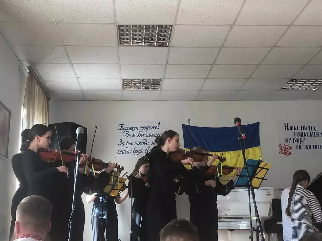 В Радомишлі відбувся звітний концерт на підтримку захисників