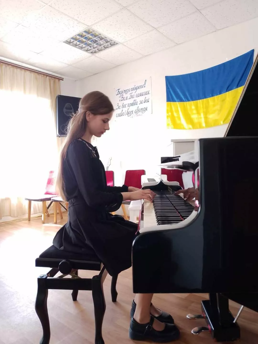 В Радомишлі відбувся звітний концерт на підтримку захисників