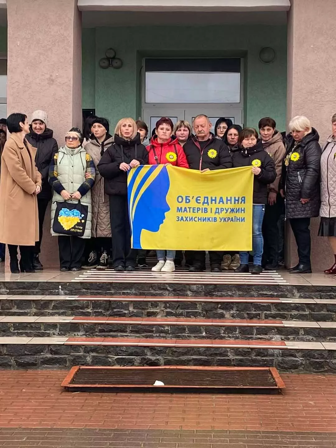 Алея Сакур в Потіївському ліцеї, як символ миру та пам'яті 
