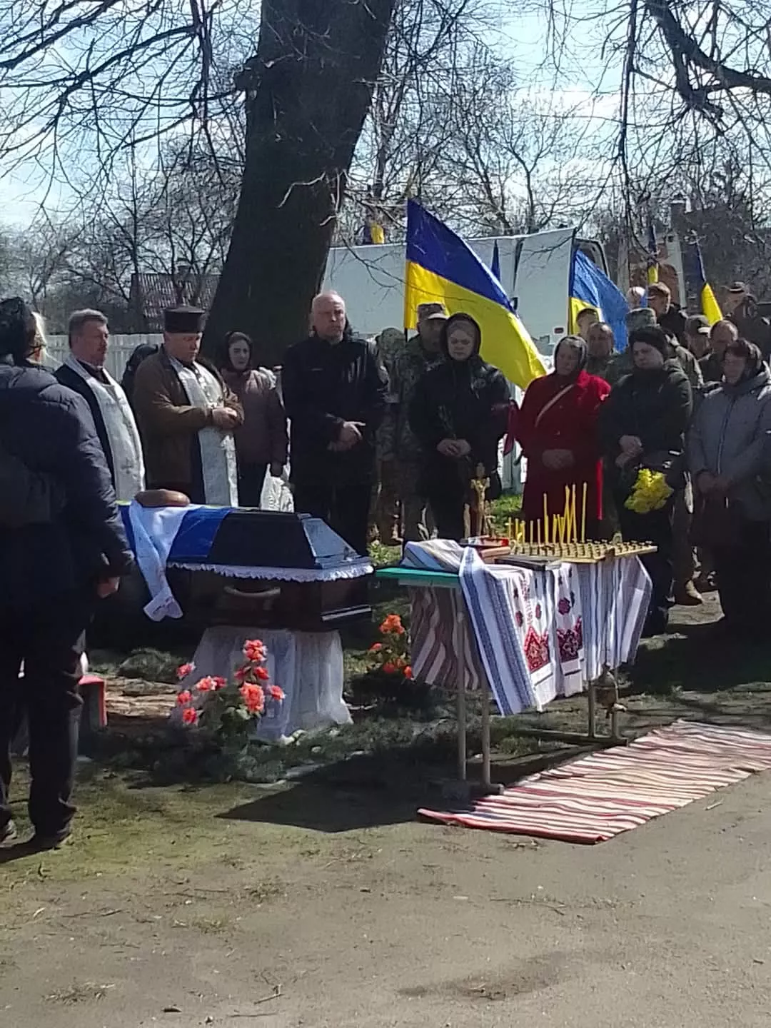 Прощання з Героєм: Чайківка провела в останій шлях свого захисника