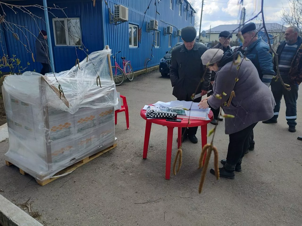 Компанія «Акріс Агро» (група AST) привітала своїх пайовиків з Великоднем