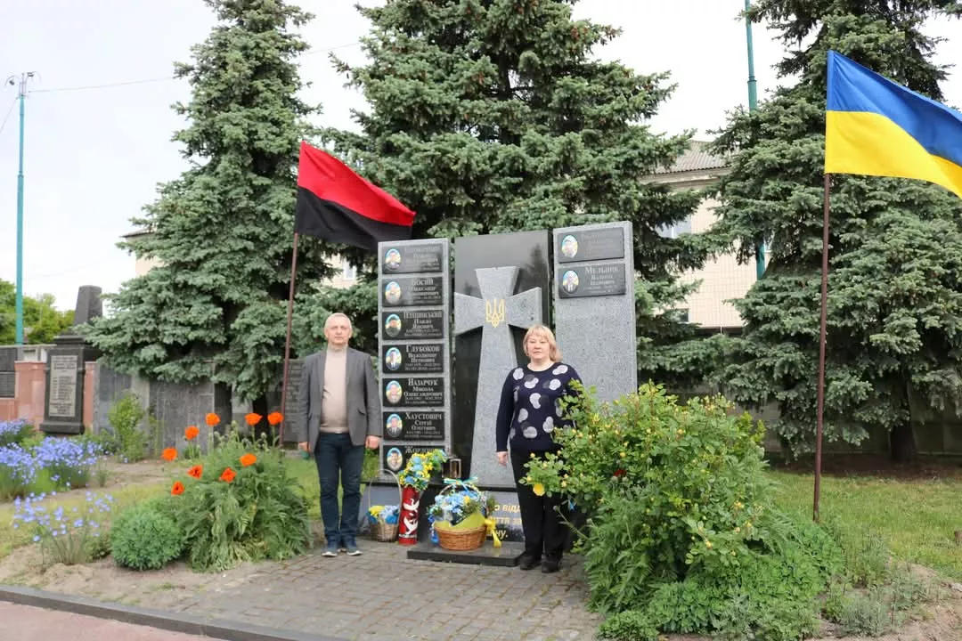У Радомишльській громаді вшанували пам'ять українських Героїв
