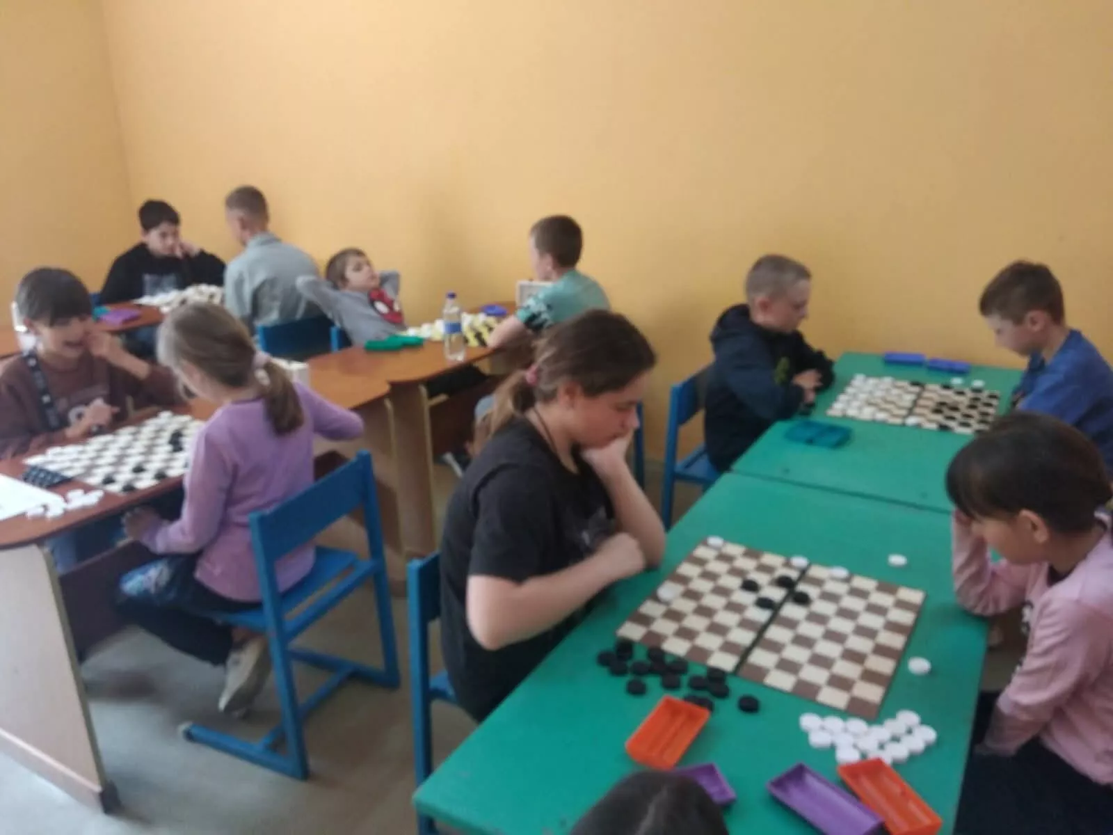 У Радомишлі відбулися напружені змагання з шашок