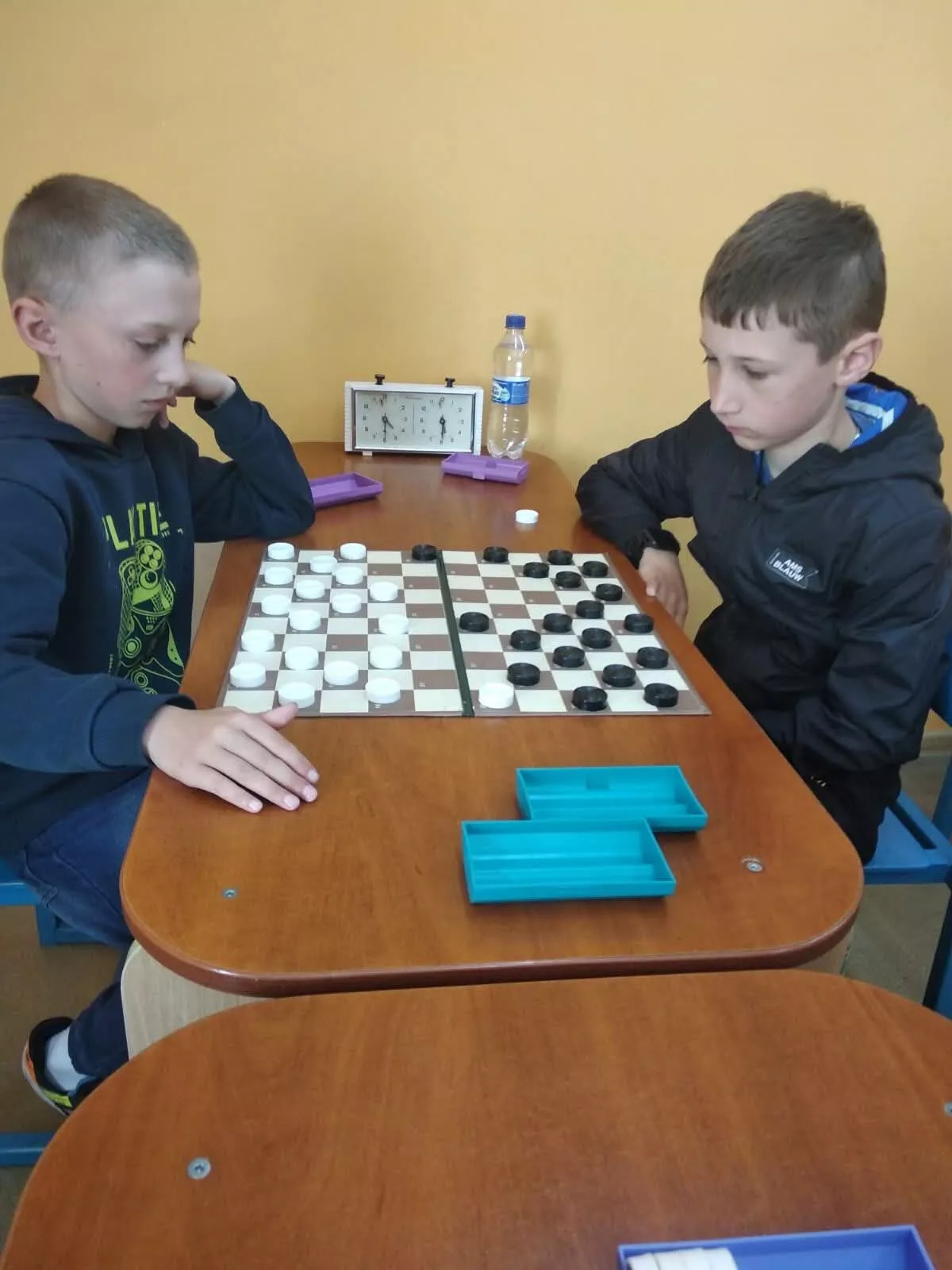 У Радомишлі відбулися напружені змагання з шашок