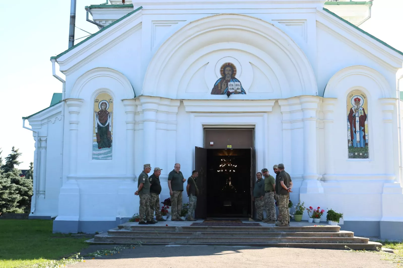 Радомишльська громада прощалась зі своїм Героєм