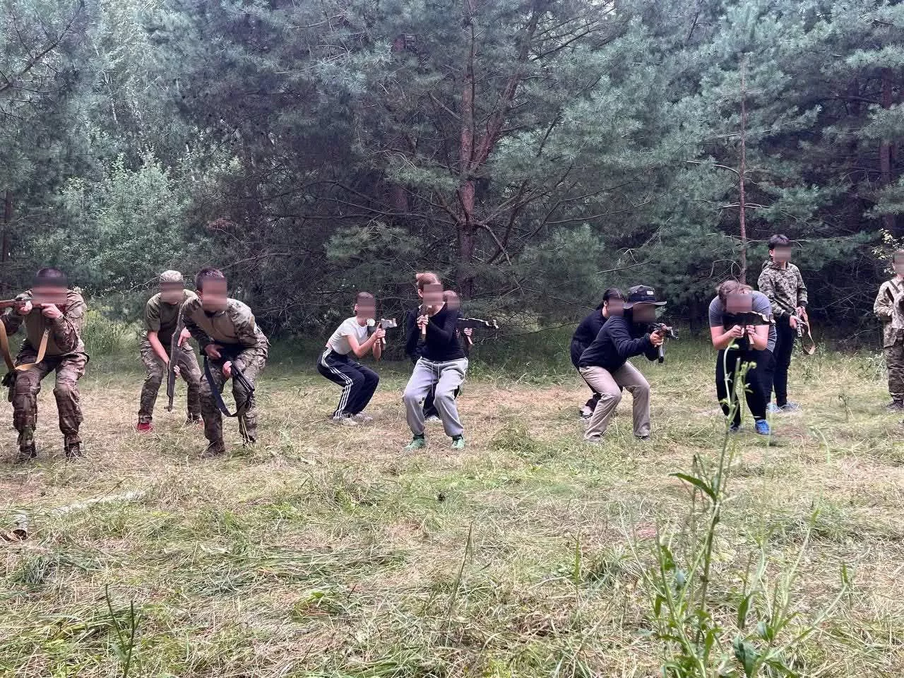 На Радомишльщині пройшов вишкільний табір для молоді з тактичної підготовки та домедичної допомоги