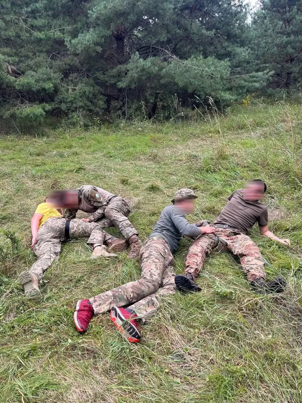 На Радомишльщині пройшов вишкільний табір для молоді з тактичної підготовки та домедичної допомоги