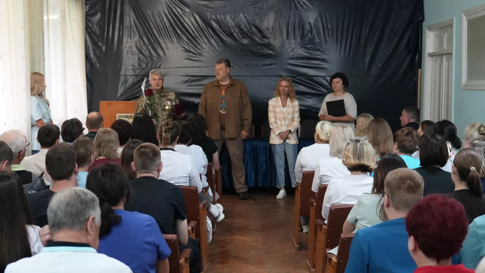 Вони рятують на фронті: герої-медики Житомирщини отримали високі нагороди