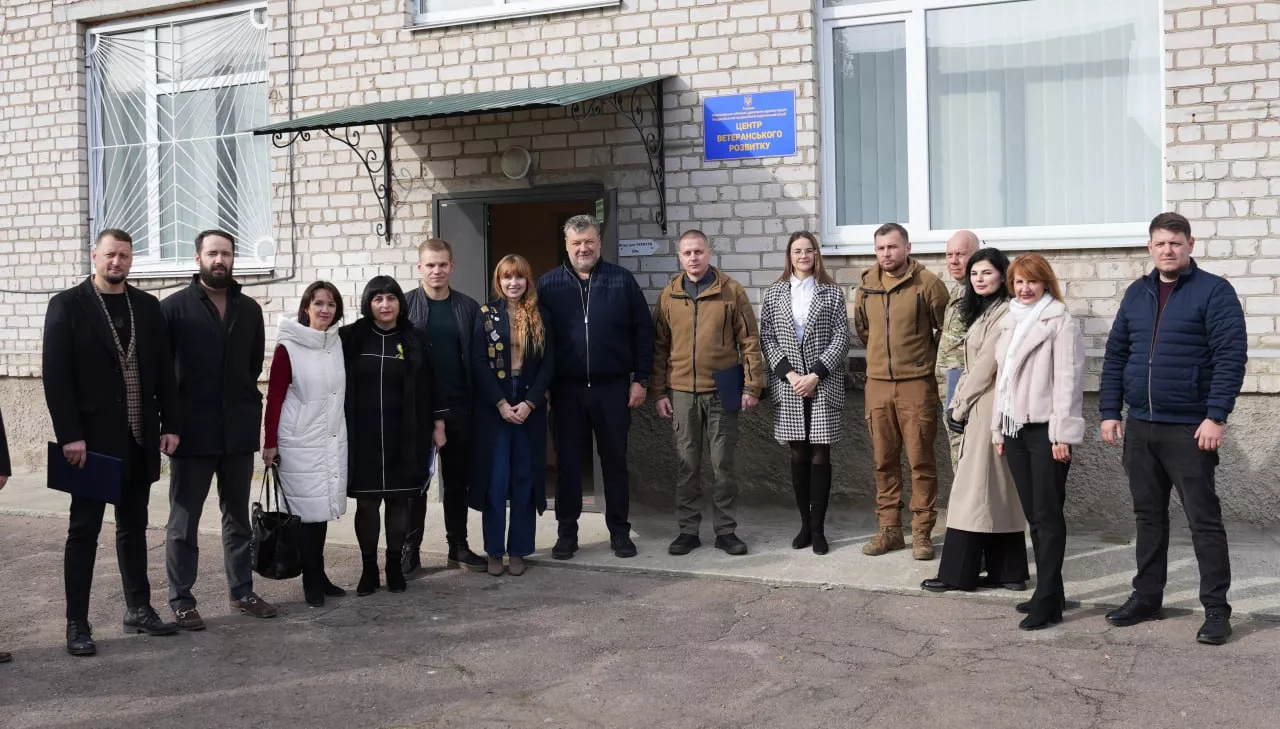 Голова ЖОВА Віталій Бунечко відвідав Бердичівський професійний будівельний ліцей та відкрив Центр ветеранського розвитку