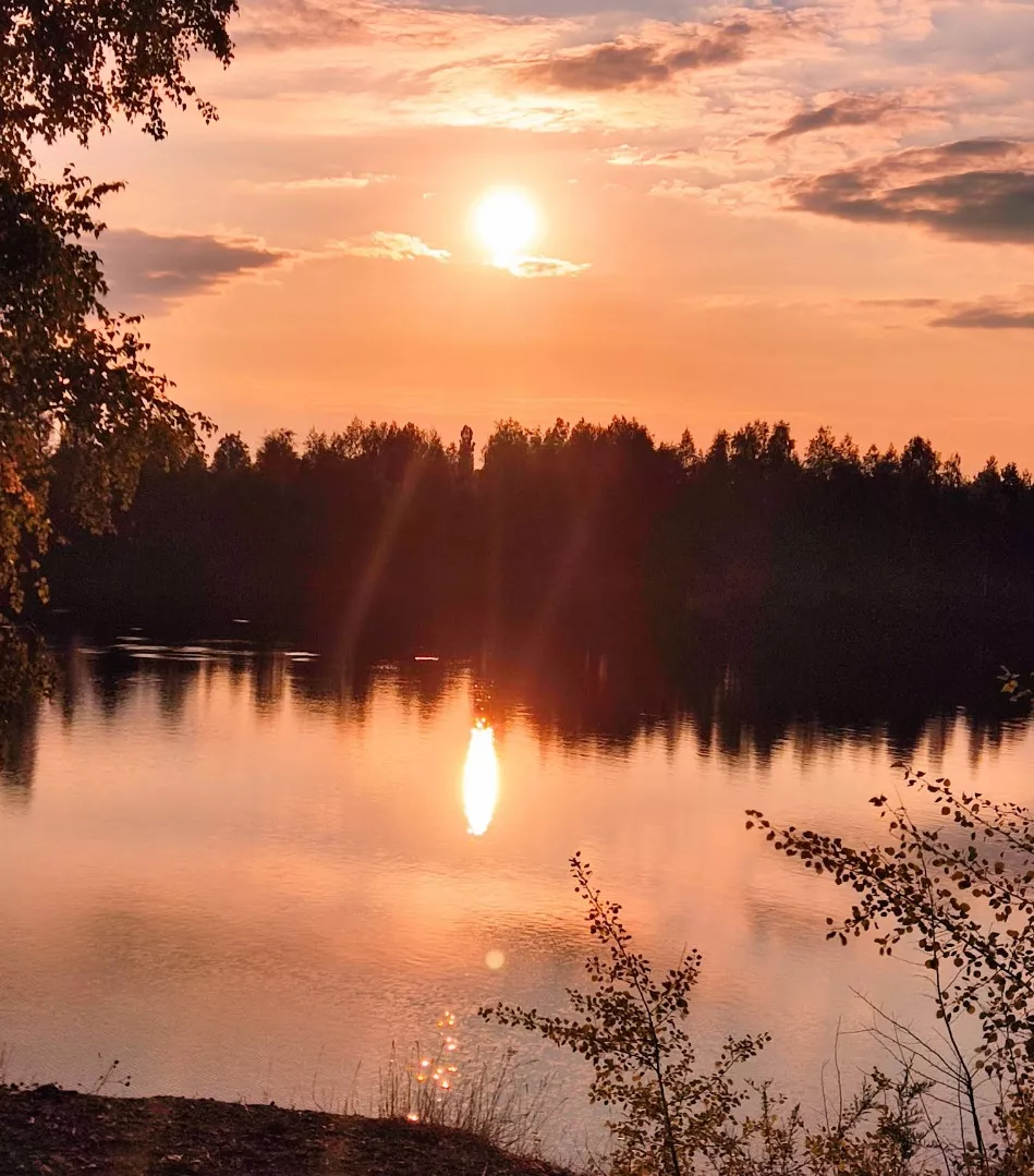 Михайлівський кар’єр — водойма серед гранітних ландшафтів Полісся