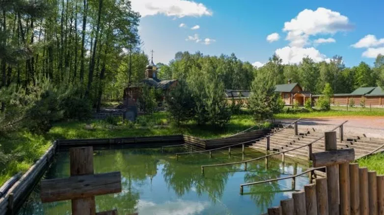 Чоловічий монастир Казанської Ікони Божої Матері в Чоповичах