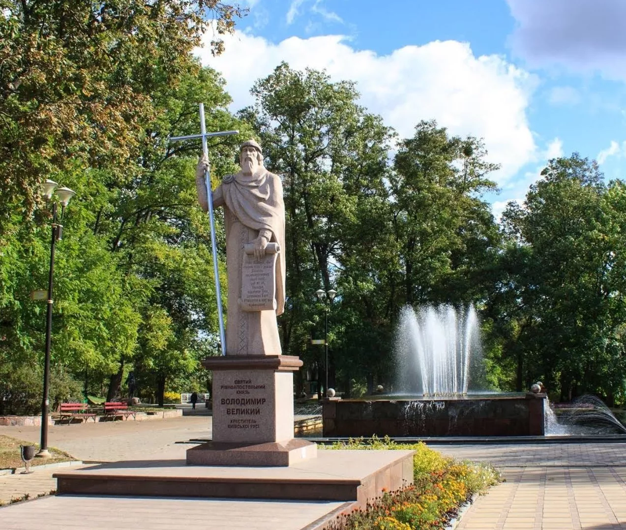 Пам’ятник Володимиру Великому в Коростені