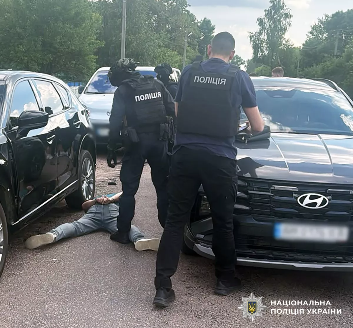 На Житомирщині чиновник продавав посвідчення трактористів: поліція затримала посадовця на хабарі