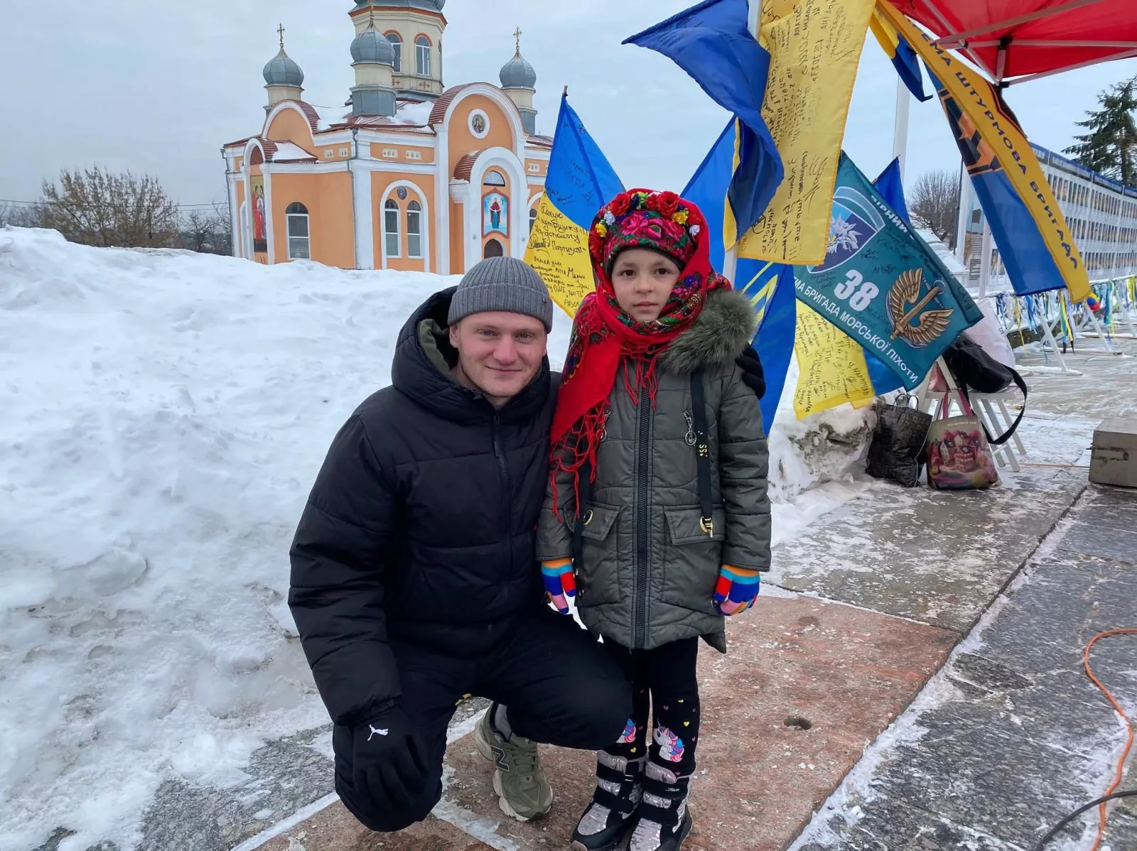 У Малині зустріли захисника, який повернувся з полону