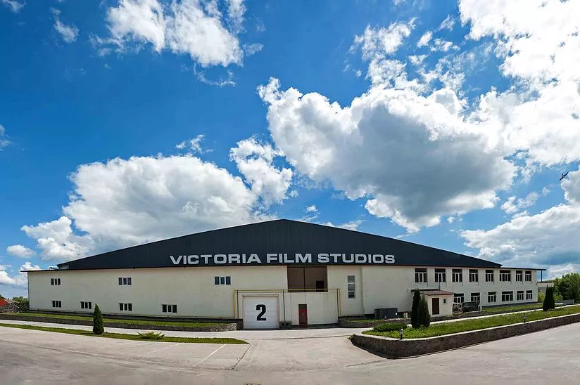«Український Діснейленд» під Києвом: замок кіностудії Victoria Film Studios у Гурівщині