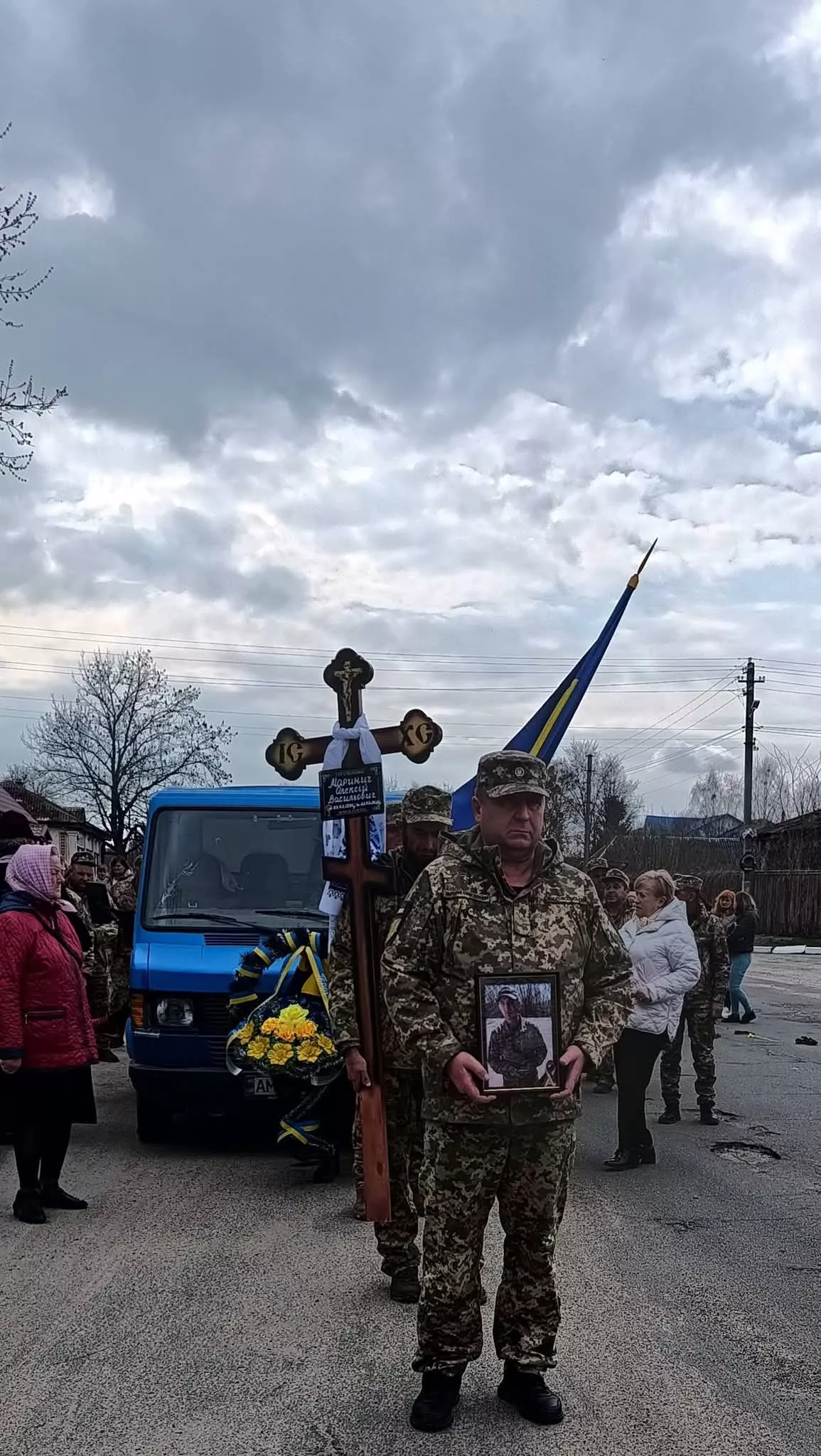 Вишевичі попрощалися зі полеглим Героєм — Олексієм Мариничем
