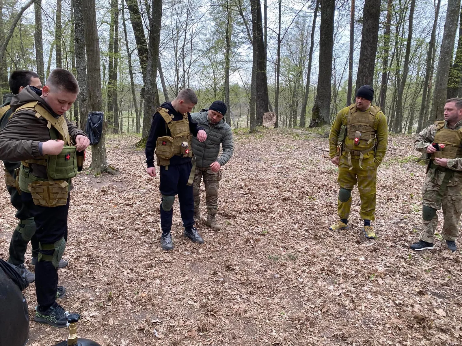 У Малинській громаді провели тренування з життєстійкості та пейнтболу для молоді