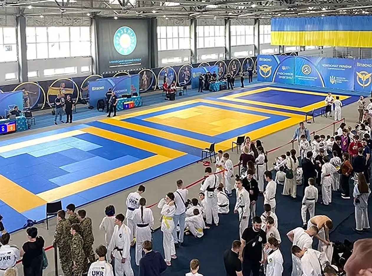 Радомишльські спортсмени вибороли 13 нагород на Чемпіонаті України з рукопашного бою в Києві
