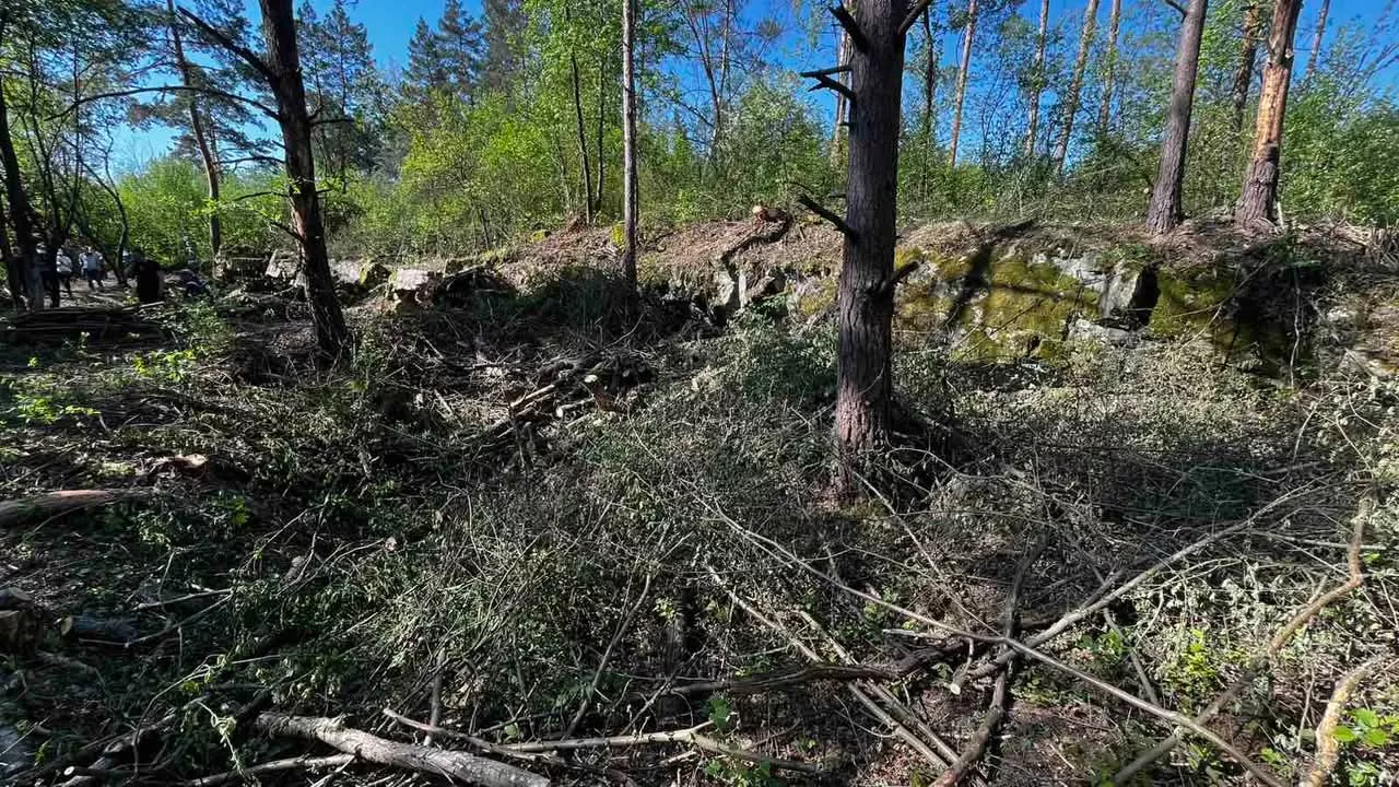 В Радомишлі відбулася толока на «Чорному камені» — громада продовжує розбудовувати веломаршрут VeloRegia