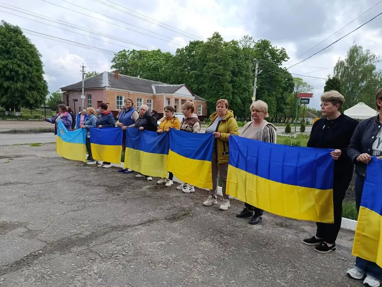 Потіївська громада зустріла Захисника, який повернувся з російського полону