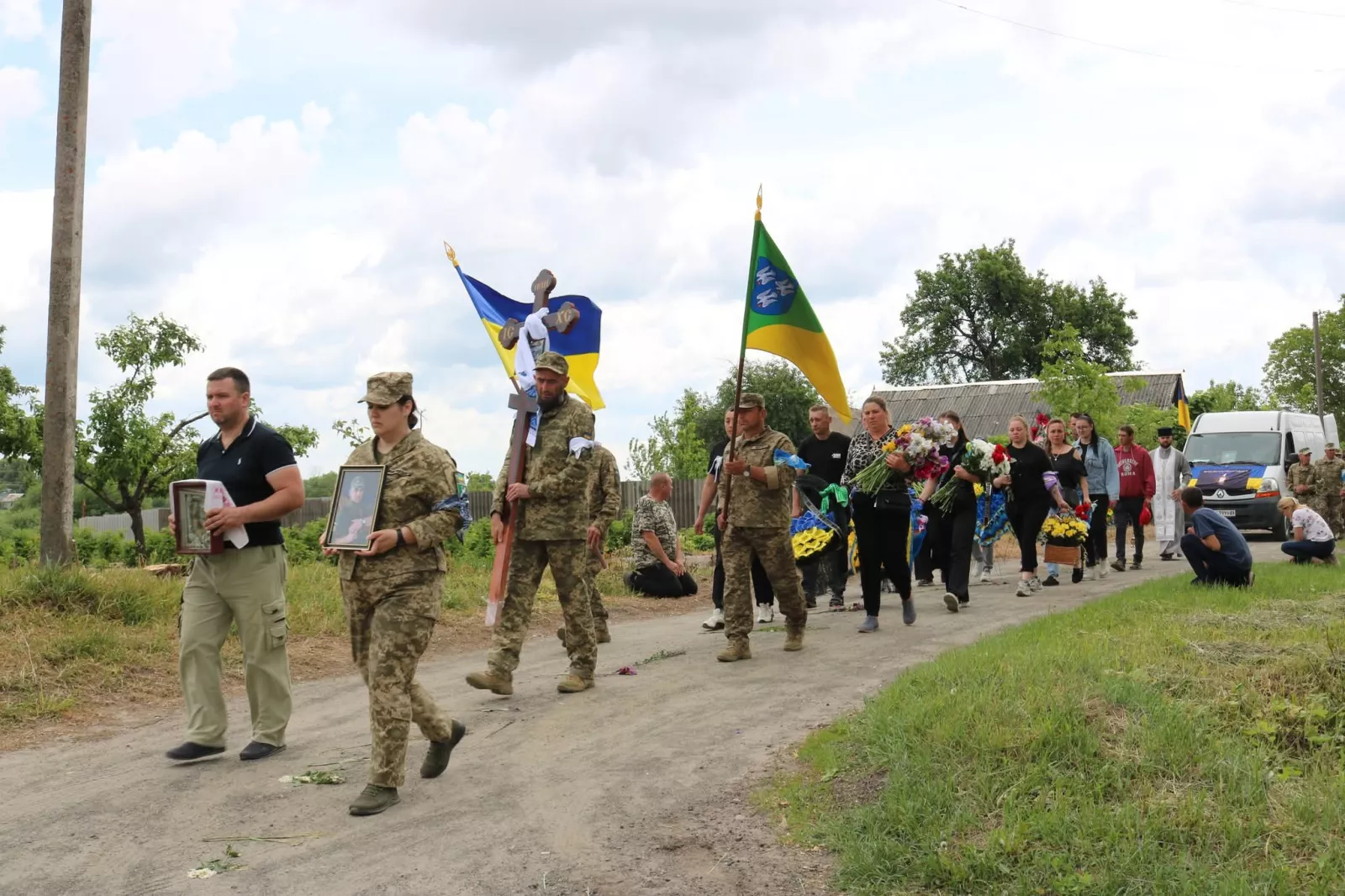  Радомишльщина провела в останню путь Захисника України Олексія Харитончука