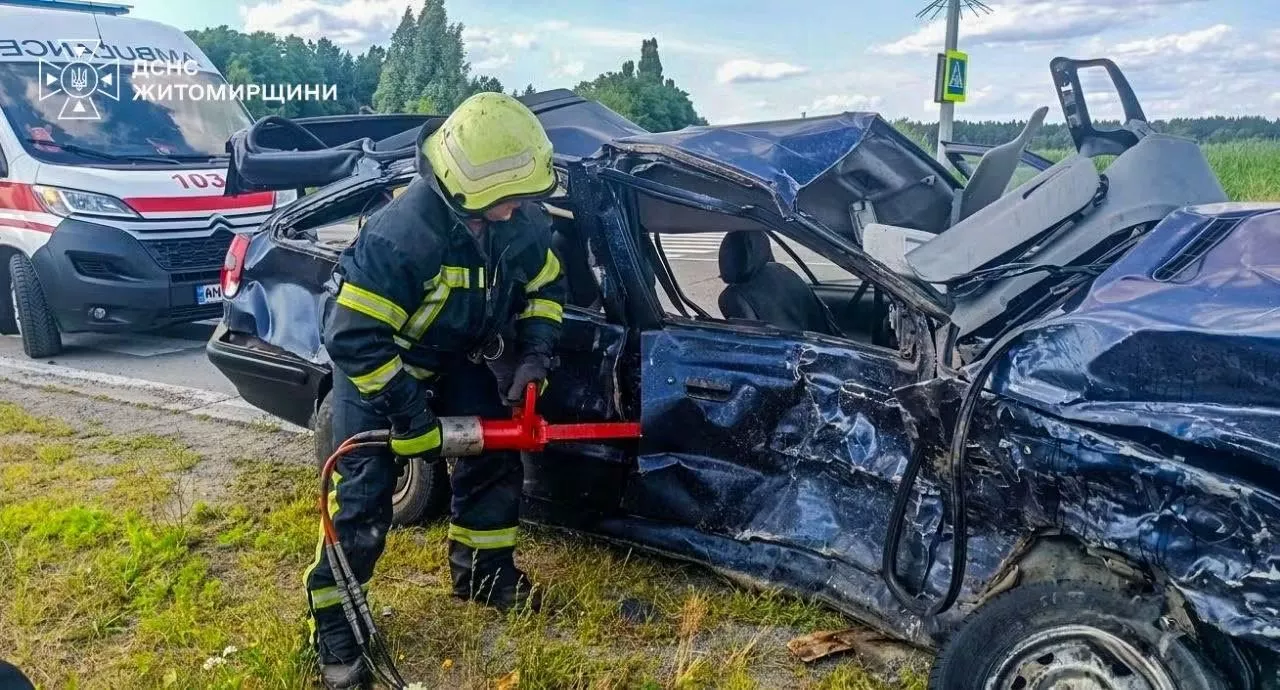 Поліція розкрила подробиці смертельної ДТП під Малином: що відомо