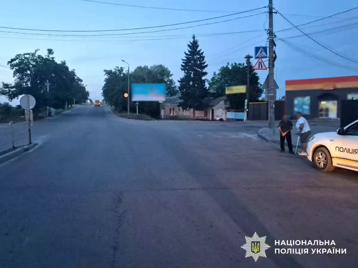У Бердичеві автомобіль збив двох 16-річних дівчат: одну госпіталізували