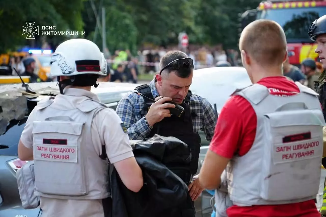 Іван Вигівський: у Житомирі під час атаки загинули двоє поліцейських, понад 40 людей постраждали