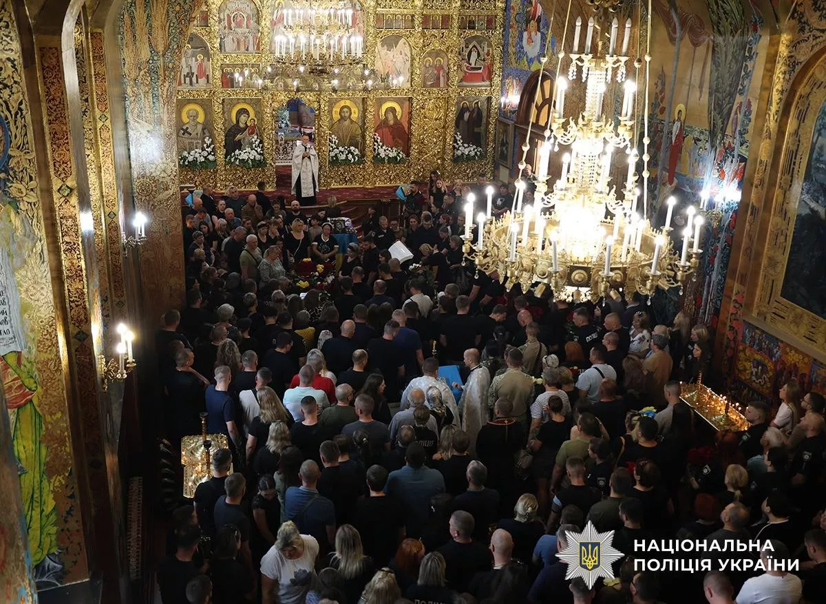 Житомир попрощався з трьома поліцейськими, які загинули внаслідок російської атаки