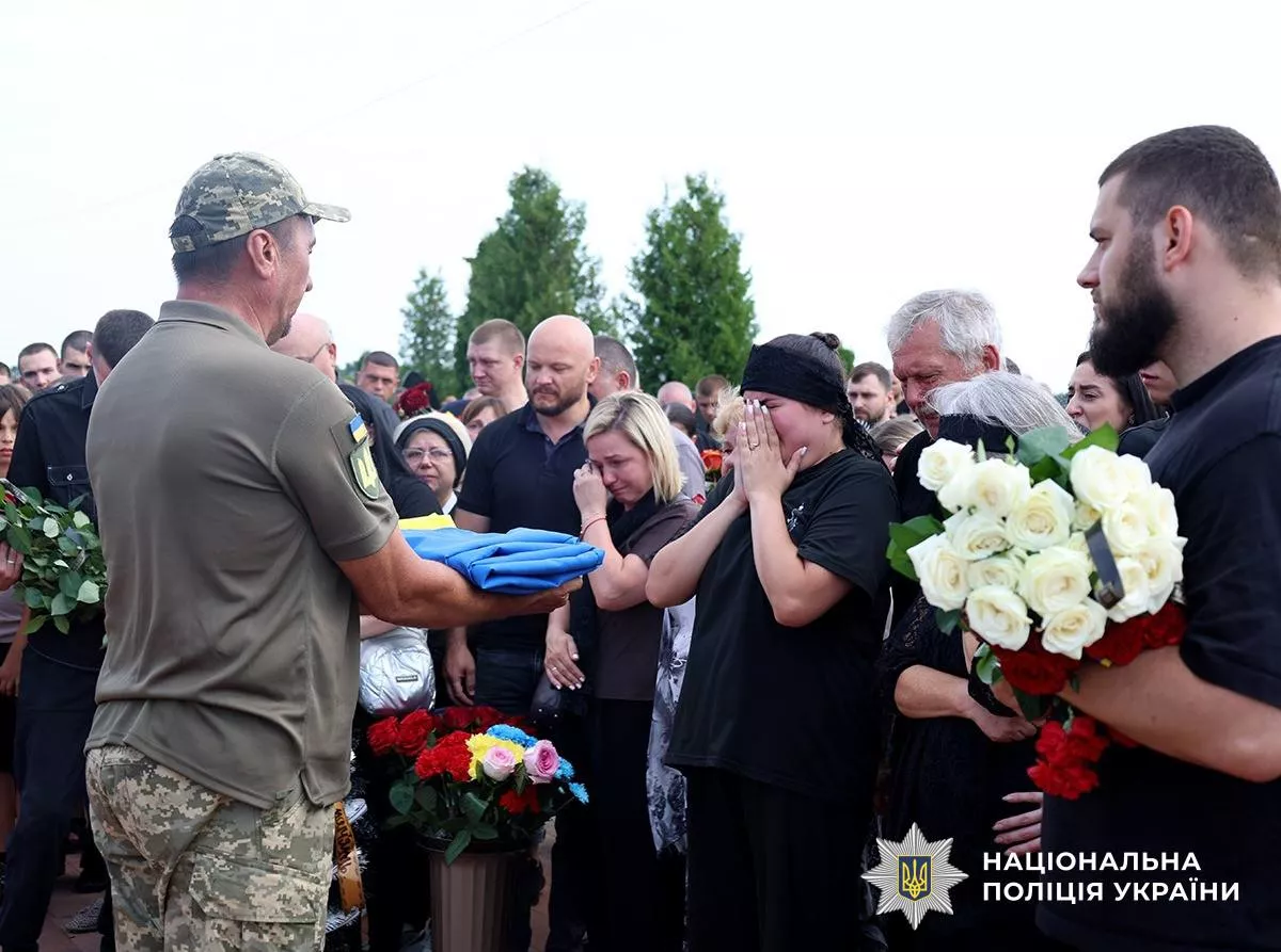 Житомир попрощався з трьома поліцейськими, які загинули внаслідок російської атаки
