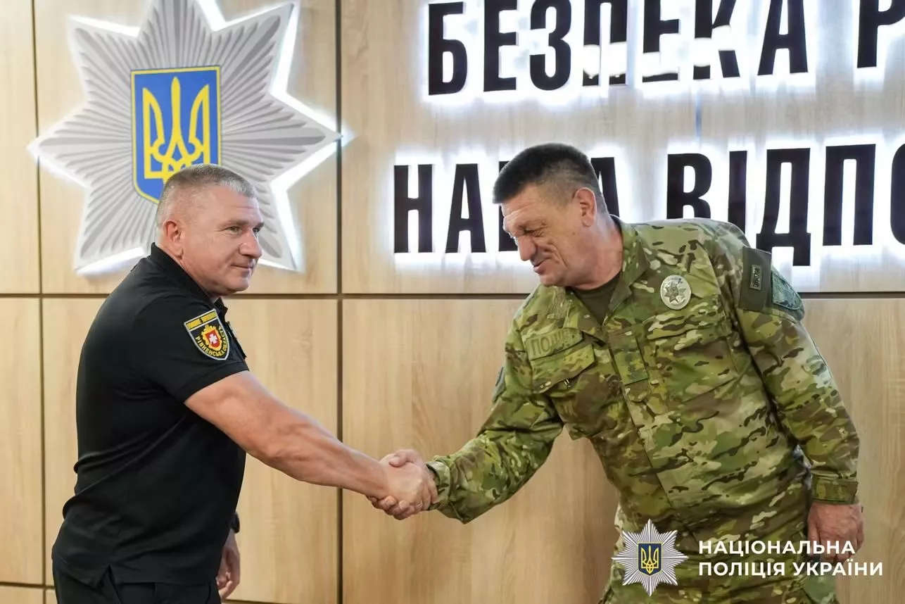 Дев’ятеро поліцейських із Рівненщини вирушили на Схід для виконання бойових завдань