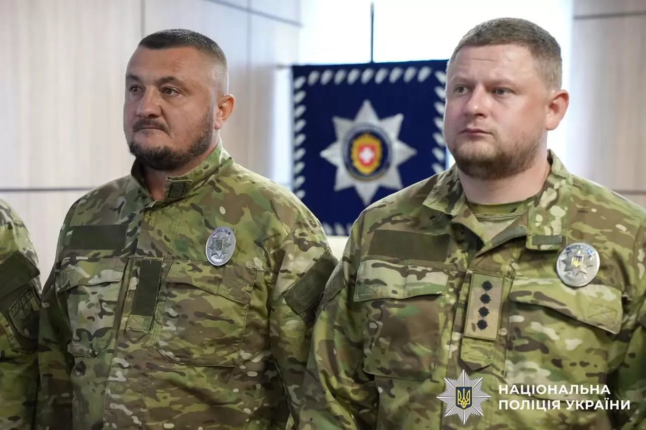 Дев’ятеро поліцейських із Рівненщини вирушили на Схід для виконання бойових завдань