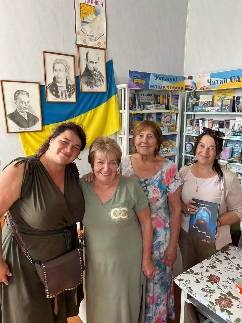 Три авто для ЗСУ та кошти на 30 маскувальних сіток: Малинщина отримала допомогу з Чехії