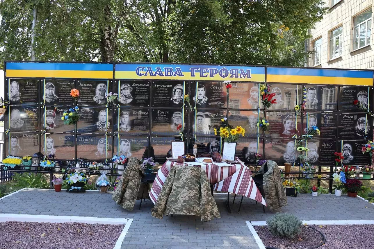В Овручі вшанували пам’ять полеглих Захисників: 123 учасники пробігли за Героїв