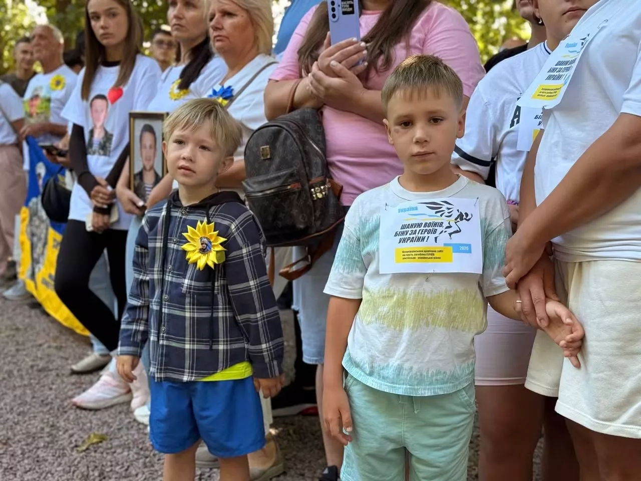 У Коростишеві понад 500 людей бігли за полеглих Героїв