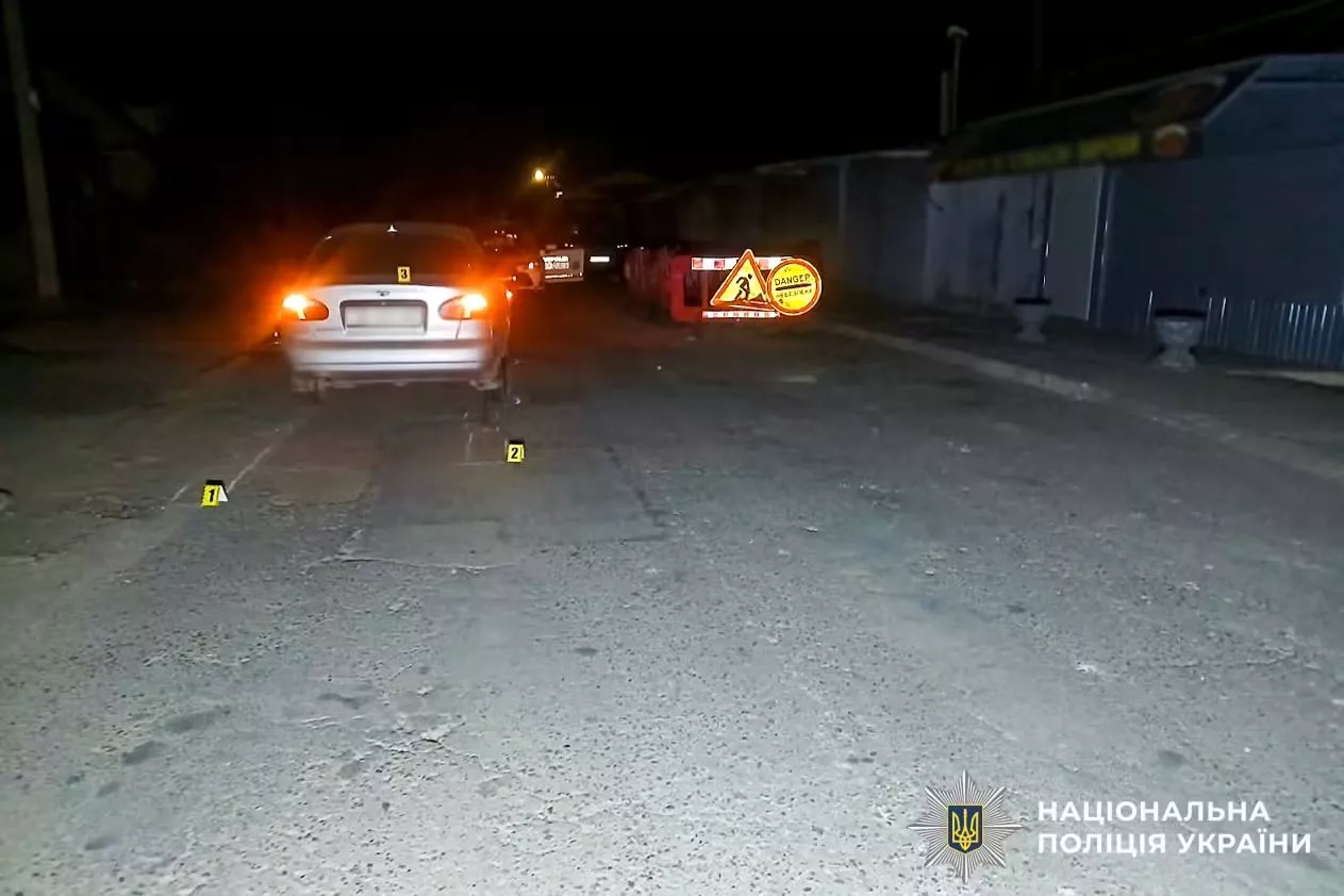 У Дубні водій Daewoo Lanos збив велосипедистку: жінка в лікарні