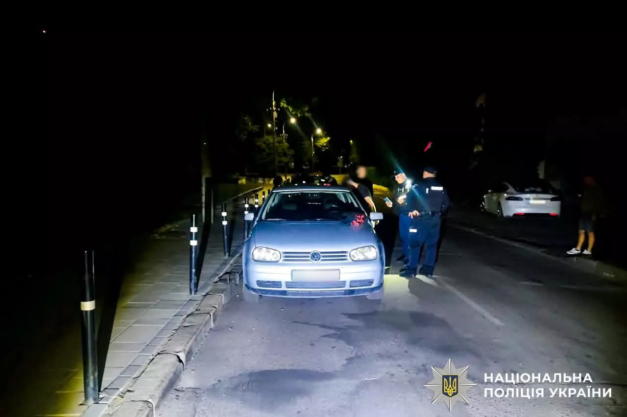 5 років в'язниці за викрадення авто: у Рівному спіймали 19-річного автозлодія