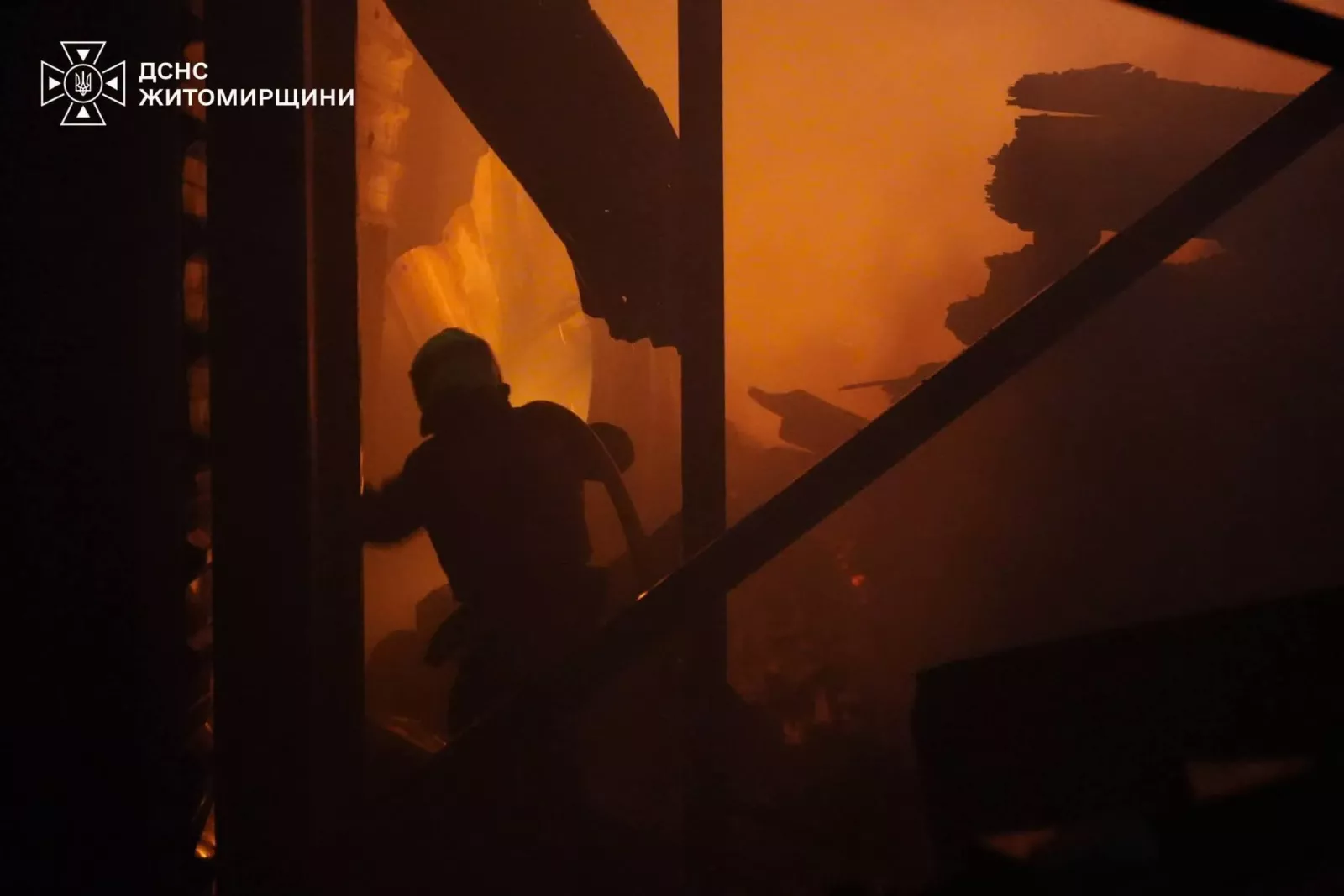 Російський удар по Коростеню: загинули двоє людей