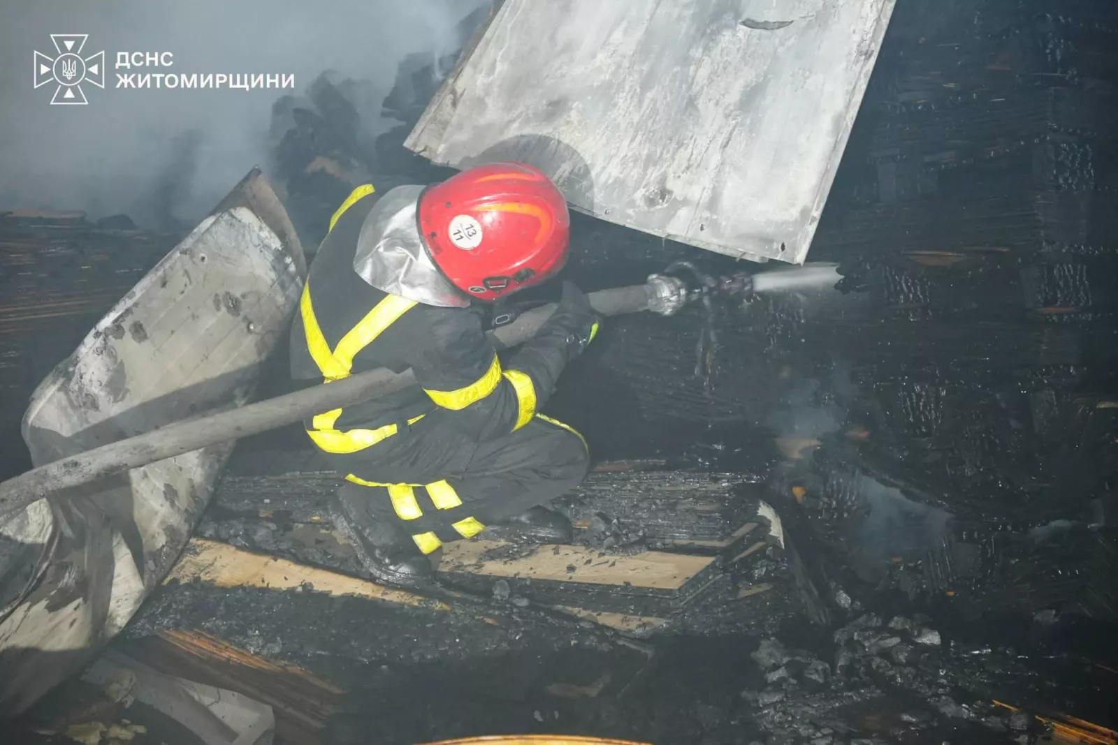 Поліція показала наслідки удару по Коростеню: двоє загиблих